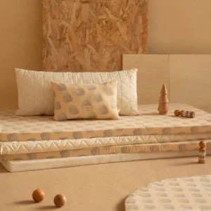 Speelmatras St. Barth, Blue Gatsby Cream van Nobodinoz - My Little Carpet