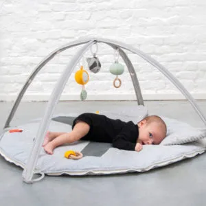 Activiteiten Speelmat Met Babygym, Mr. Raccoon van Trixie Baby - My Little Carpet