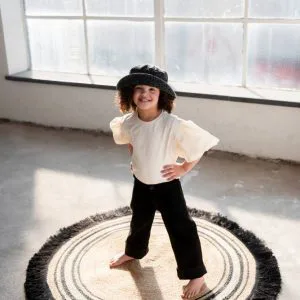 Rond vloerkleed Jute Tess Black van Tapis Petit - My Little Carpet