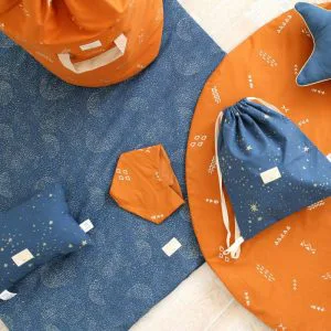 Speelkleed Colorado, Gold Bubble Night Blue van Nobodinoz - My Little Carpet