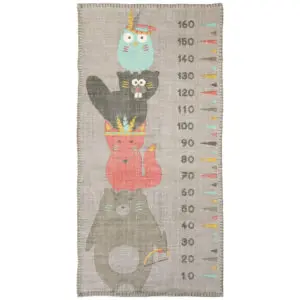 Stonewashed wandkleed / vloerkleed / groeimeter Totem van Nattiot - My Little Carpet