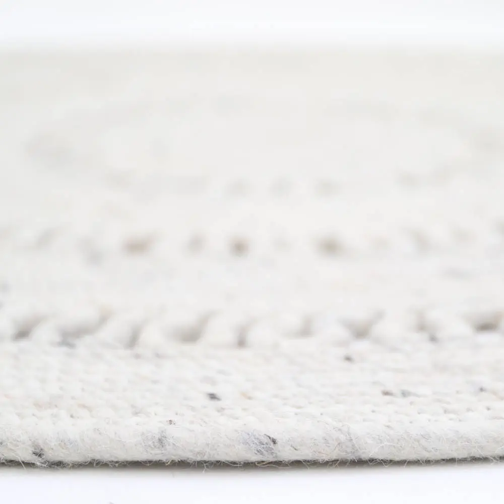 Vilten vloerkleed Bibek Natural van Nattiot - My Little Carpet