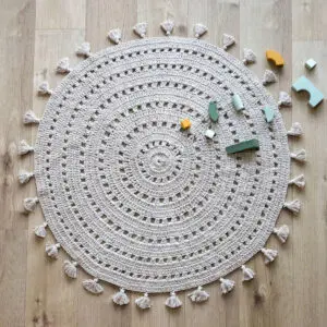 Gehaakt vloerkleed Nila Pearl Grey van Nattiot - My Little Carpet