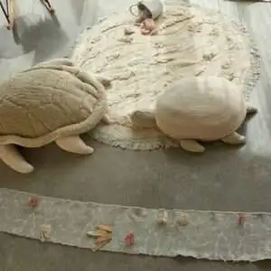 Opbergmand Mama Turtle van Lorena Canals - My Little Carpet