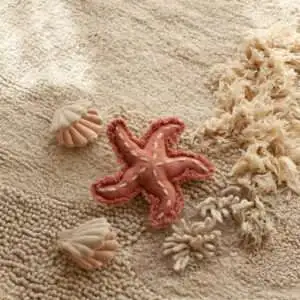 Wasbaar vloerkleed / speelkleed Seabed van Lorena Canals - My Little Carpet
