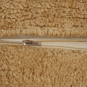 Pouf Sleepy Bear van Lorena Canals - My Little Carpet