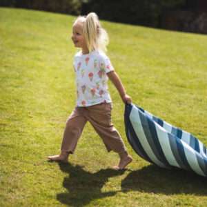 Speelkleed/Speeltas - OUTDOOR - Green Stripes van Play and Go - My Little Carpet