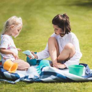 Speelkleed/Speeltas - OUTDOOR - Green Stripes van Play and Go - My Little Carpet