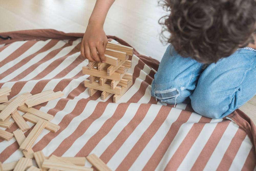 Speelkleed/Speeltas Stripes Brown van Play and Go - My Little Carpet