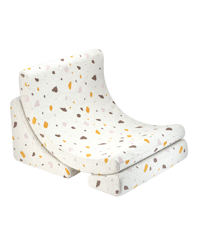 Wigiwama Moon Chair Terrazzo Marble kinderfauteuil met multicolor terrazzo print 65x55x80 cm