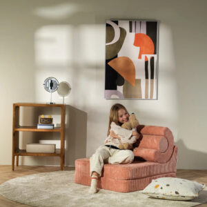 Wigiwama Flipster Pink Mousse multifunctionele kinderfauteuil voor spelen en ontspannen