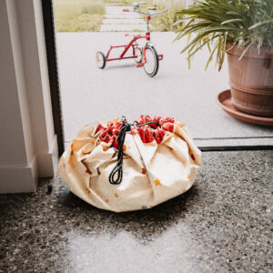 Play & Go Circus opbergzak 2-in-1 speelkleed dichtgetrokken met koord
