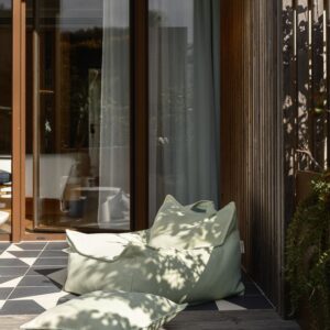 Outdoor kinderzitzak Herba van Wigiwama in weerbestendige stof voor buitengebruik