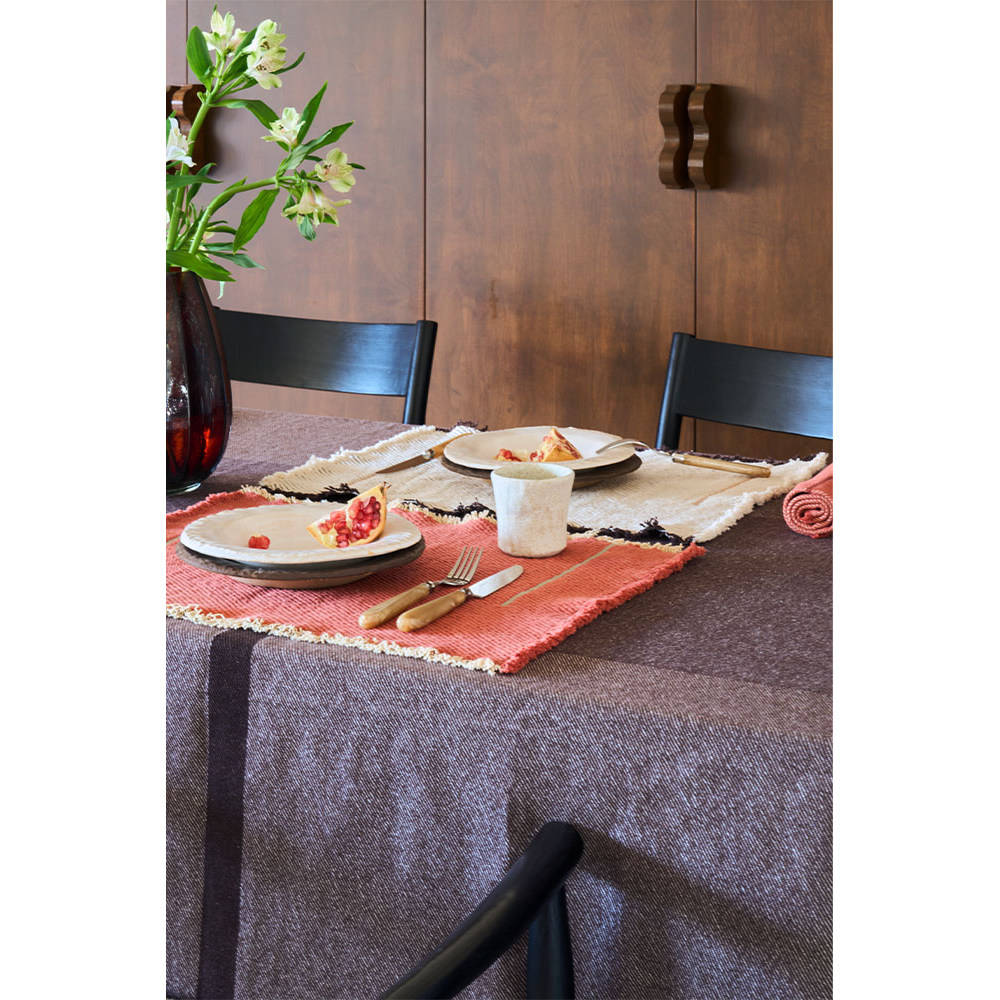 <strong>Lorena Canals</strong> <BR> Tafelkleed Vertical <BR> Coffeebean <BR> 250x170 en 350x170 cm - Afbeelding 2