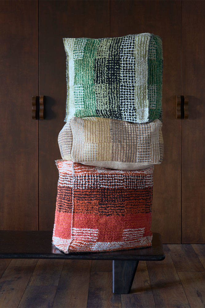 <strong>Lorena Canals</strong> <BR> Omkeerbare Poef Hocker City <BR> Maple Red <BR> 54x54x27 cm - Afbeelding 4