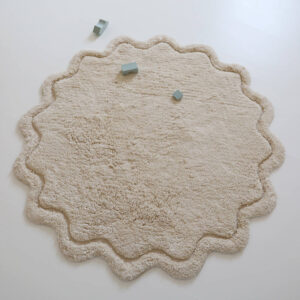 <strong>Nattiot</strong> <BR> Vloerkleed Sweet April <BR> Ecru <BR> Ø120 cm